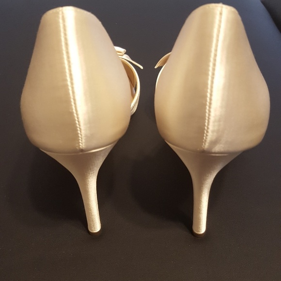 nina forbes ii heels